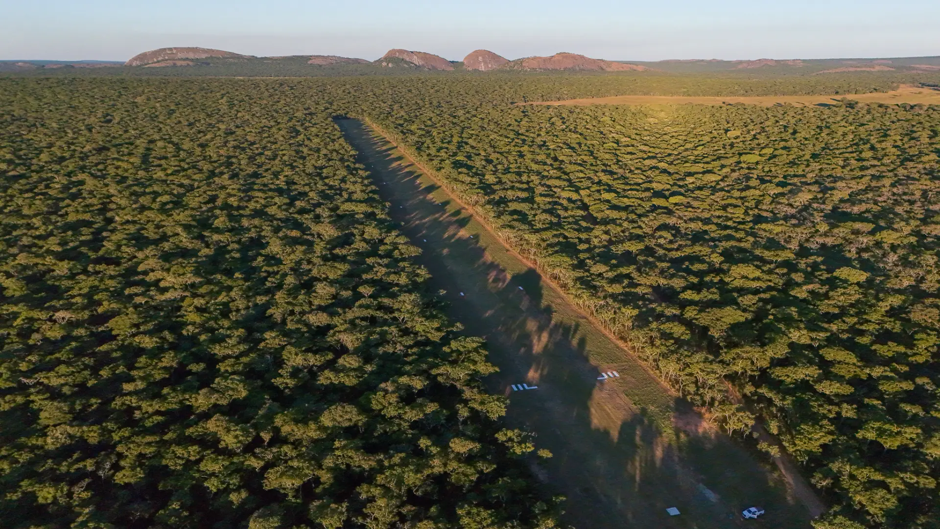 Private Air Charter access to Mutinondo Wilderness